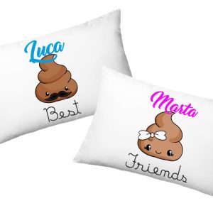 Coppia Federe  Personalizzate – Amore – Popò simpatica- Best Friends- [PERSONALIZZA NOMI] – Festa Innamorati – Cuscino San Valentino- Idea Regalo Fidanzata – Regalo per Coppia