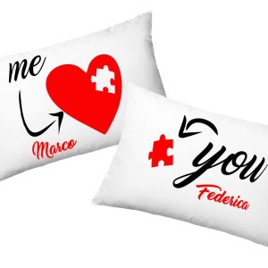 Coppia Federe  Personalizzate – Amore – Me and You – Puzzle – Lui e Lei – [PERSONALIZZA NOMI] – Festa Innamorati – Cuscino San Valentino- Idea Regalo Fidanzata – Regalo per Coppia