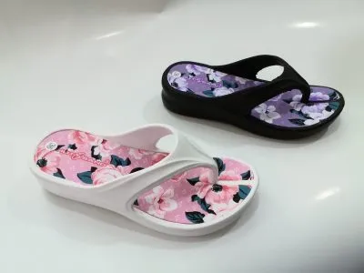 Hot Sand Infradito con pianta a fantasia floreale - immagine 2