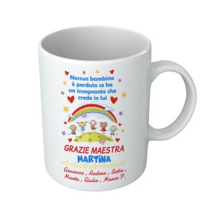 Tazza Maestra Personalizzabile Firme Alunni Nome Maestra – Nessun Bambino è perduto se ha un insegnate che crede in lui – Asilo – Tazza – Alunni – Insegnante – Scuola – Idee Regalo