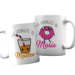 Coppia Tazze  Personalizzate – Amore – Ciambella e aranciata – You complete me- [PERSONALIZZA NOMI] – Festa Innamorati – Maglietta – SanValentino – Idea Regalo Fidanzata – Regalo per Coppia