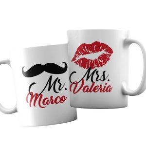 Coppia Tazze  Personalizzate – Amore – Mr. And Mrs. – Baffi Labbra – [PERSONALIZZA NOMI] – Festa Innamorati – Maglietta – SanValentino – Idea Regalo Fidanzata – Regalo per Coppia