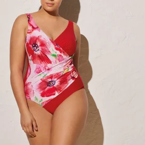 Ysabel Mora costume intero a tema floreale