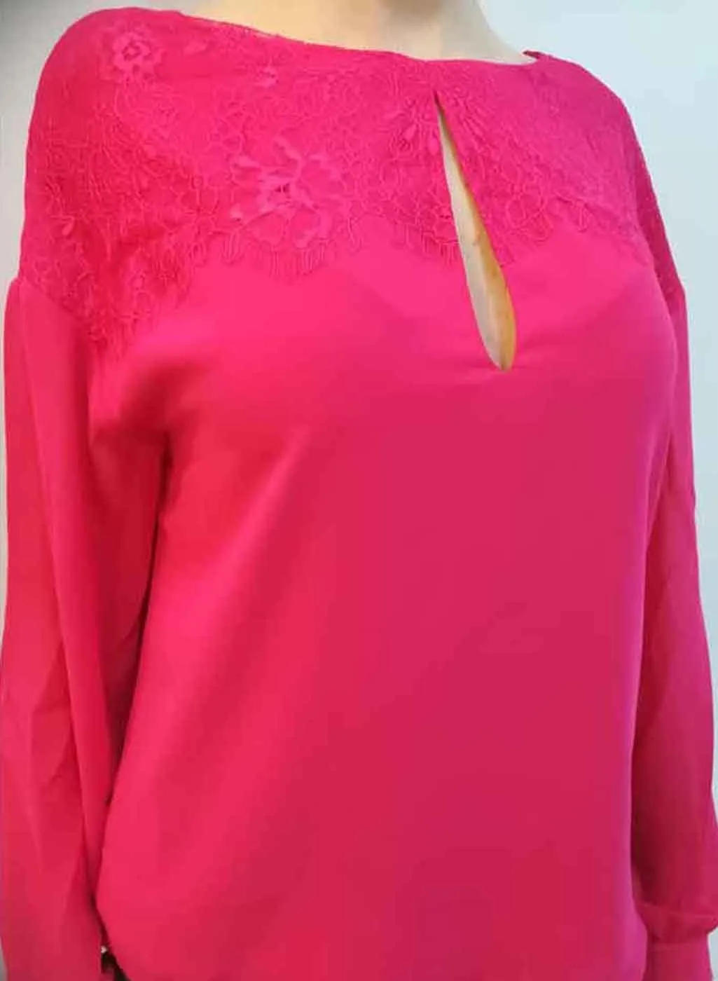 Blusa Guess velata e pizzo Art W93H92W8SL0 - immagine 4