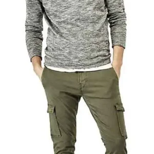 Pantalone Guess Uomo con tasconi verde militare M73A15W8S71